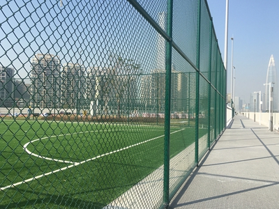 球场围网厂家和经销商的区别：省40%预算的采购技巧(图2)